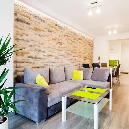 Teczowe Wzgorze Oaza Apartman