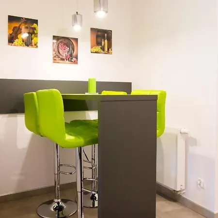 Teczowe Wzgorze Oaza Apartman