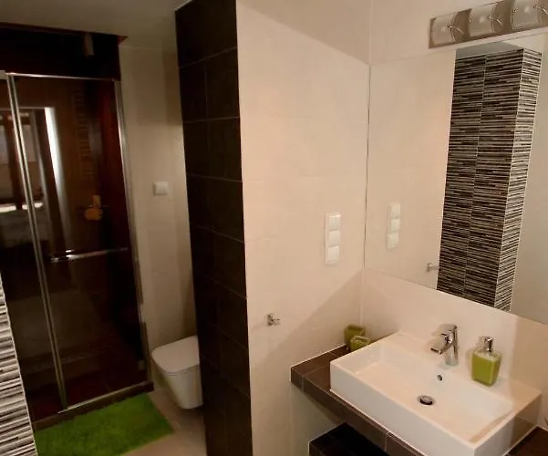 Teczowe Wzgorze Oaza דירה