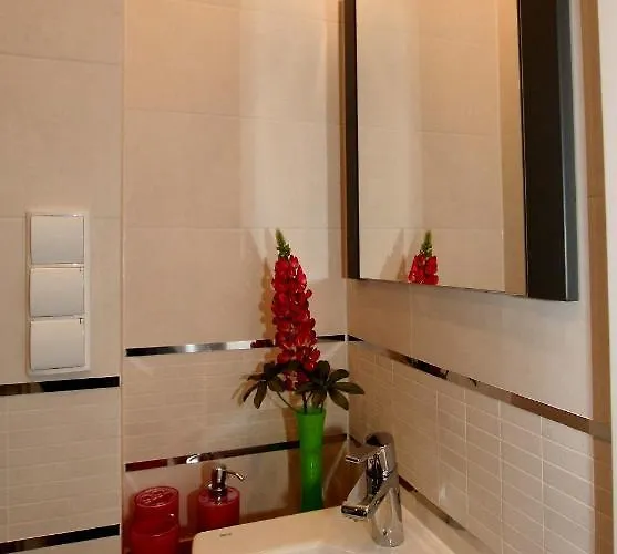 Teczowe Wzgorze Oaza דירה *