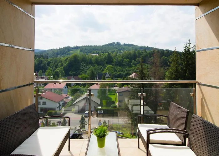 Teczowe Wzgorze Oaza ויסלאו